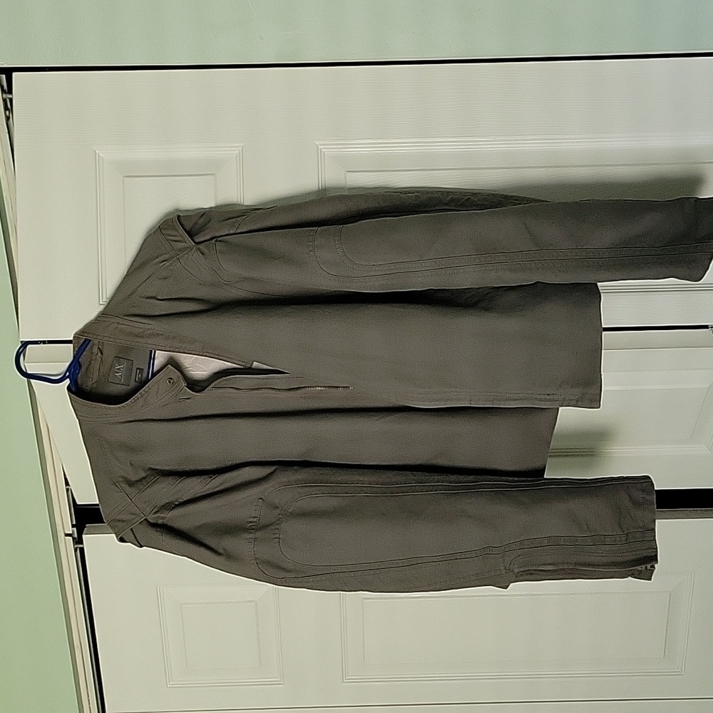 Mens A/E jacket grey. XXL is excellent condition worn a couple of times